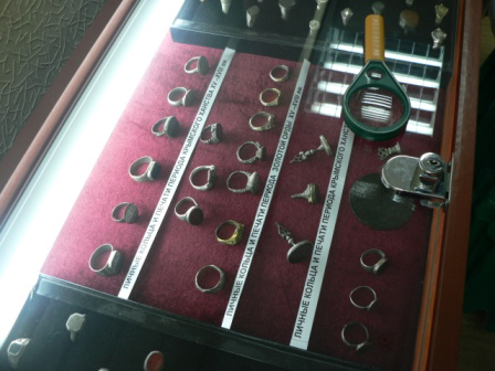 В Симферополе открылась выставка «Нумизматика Крыма»